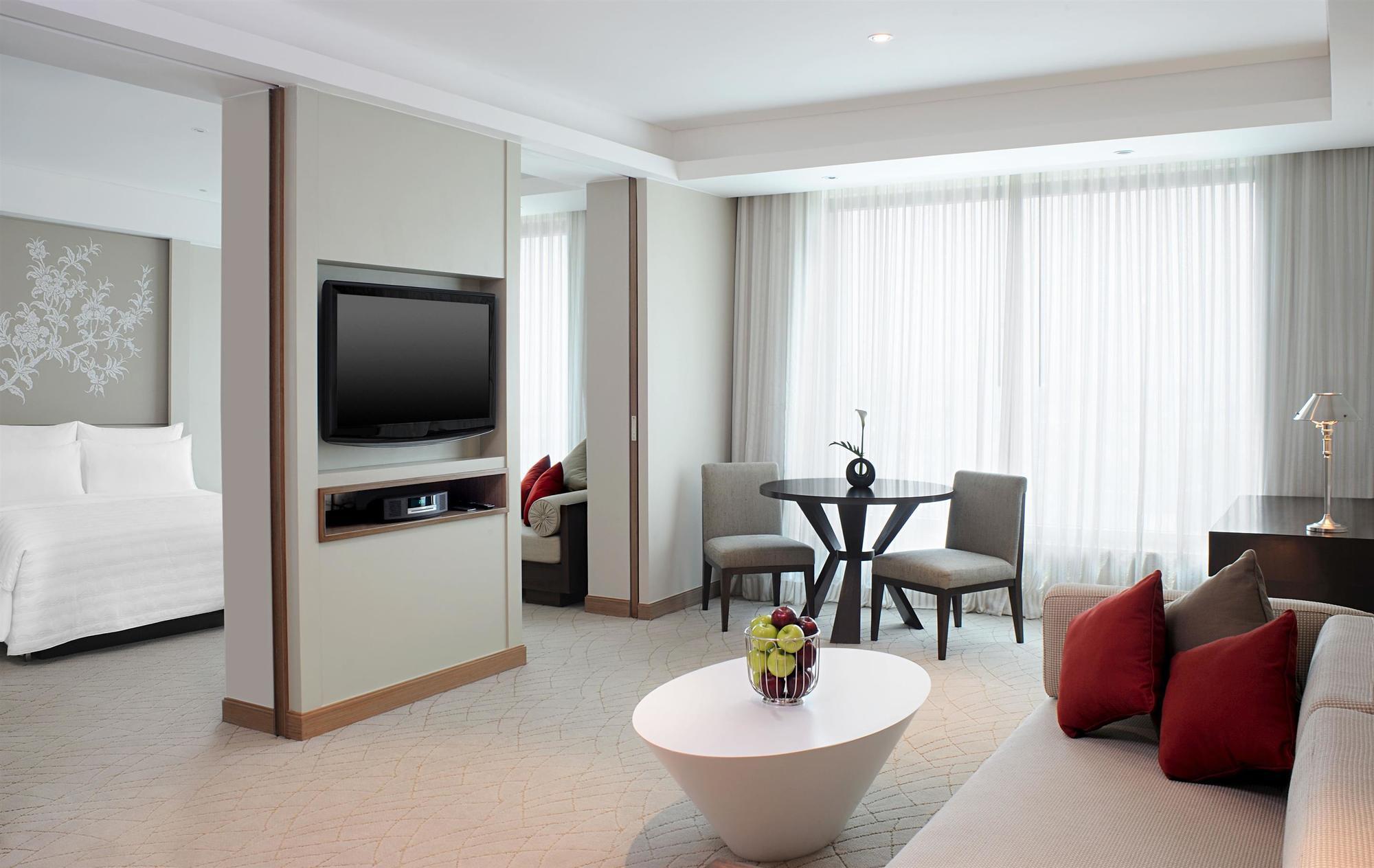 Ch Hotel Чиангмай Екстериор снимка