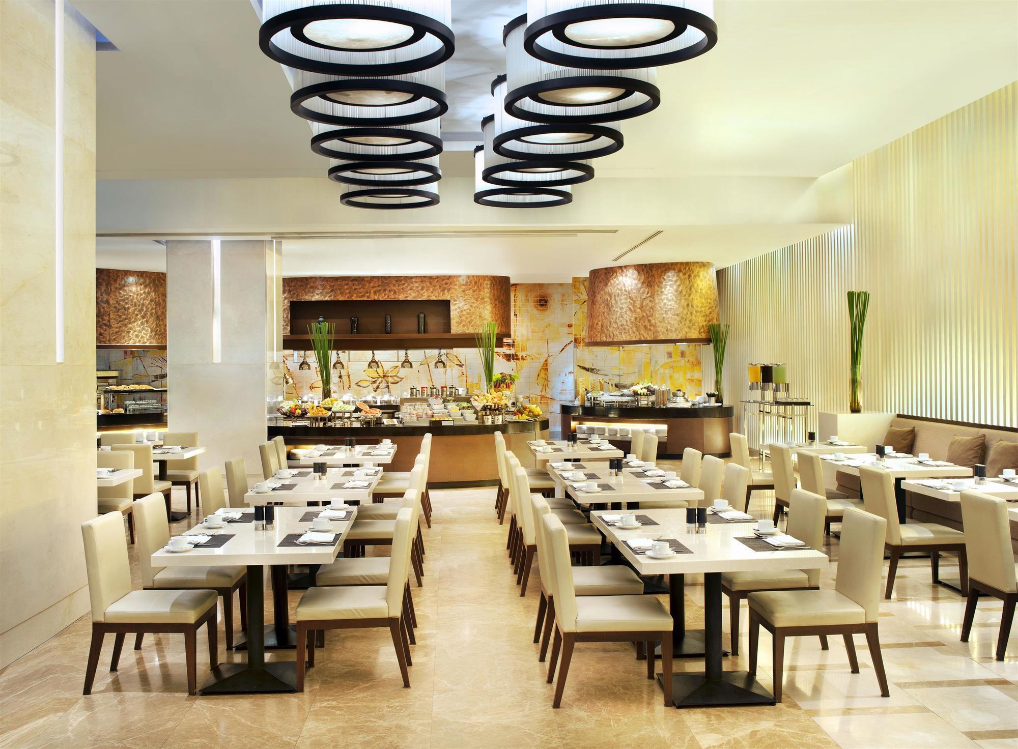 Ch Hotel Чиангмай Екстериор снимка